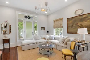 Explore NOLA from the finest home in the best spot - Image 5