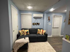 Funky Little Shack at Grand Rivers - Image 4