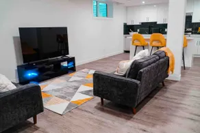 Beautiful and Serene, Spacious 2-Bedroom Basement - Image 3
