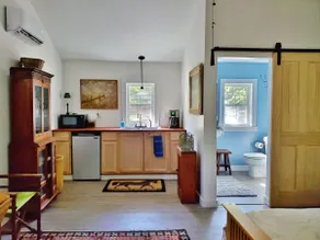 Dunbarton Cottage - Near Equine Events & Downtown - Image 5
