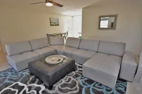 Gorgeous renovation with pool, minutes from beach - Image 2