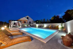 Levanta Lux - Image 2