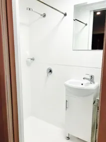 Close to Airport &City Petite House 2 guests Max - Image 3