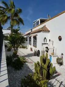 CASA DEL MAR beautiful sunny house, shared pool, Wi-Fi - Image 5