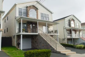 Home Away from Home - 3 Bedroom 2 Bath Apartment! - Image 3