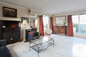 Rooftop 120 m2, 4 bedrooms, veranda & terrace - Image 4
