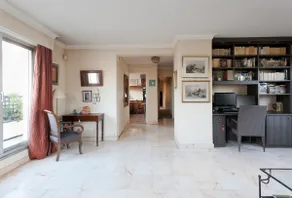 Rooftop 120 m2, 4 bedrooms, veranda & terrace - Image 3