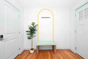 Luke 1 House, Safe, Parking, Stylish, MBTA, Memorable - Image 3