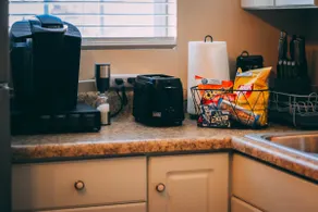 Bungalow Home with EV charger - No Cleaning Fee - Image 3