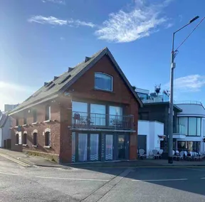 Lifeboat House - Image 4