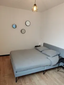 Quiet 2-room apartment with Air conditioning & Wifi – Village Heart - Image 3