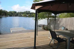 Beautiful lakefront cottage, fully winterized. - Image 5