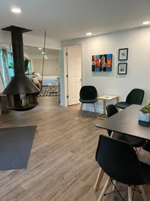 Charming Guest Suite in the Heart of Omaha! - Image 5