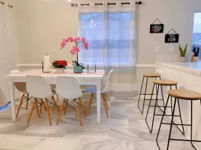 Cheerful 4-Bedrooms 3 Bath Entire Villa/House - Image 5