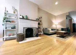 Spacious Victorian House plus Carriage House - Image 3