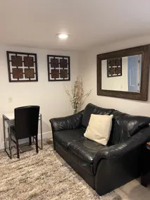 Cozy Garden Suite with EV Charger & Private Entry - Image 2