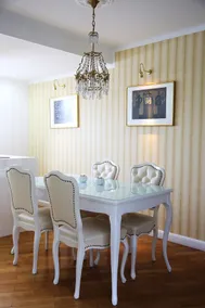 GORGEOUS, VERY SPACIOUS APARTMENT - Image 3