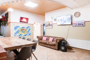 ※ Casa BARvaria ※Incredible 8BR※ HUGE※With a BAR ※ - Image 3