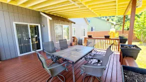 Spacious & Conveniently Located - Image 5