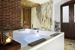 Villa Sofia with Exclusive Jacuzzi® SPA - Image 3