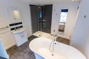 Appartement classé 4ème Grade II. 50 mètres de la plage 10 personnes, WiFi, superbes vues - Image 4