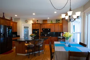 Spacious home w/hot tub/pl tbl/pg png/wk out - Image 3