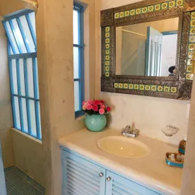 Romantic room, Mexican style. - Image 5