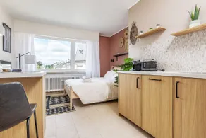 Bright 4B studio, hypermarket/center, close to cathedral - Image 2