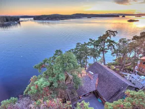 Roche Harbor Waterfront Cabin with SW Exposure - Image 2