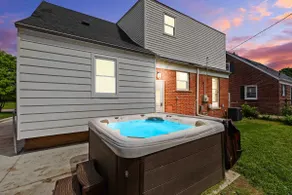 *Hot Tub* 4 BD/2 BA Birmingham Home Near Troy - Image 2