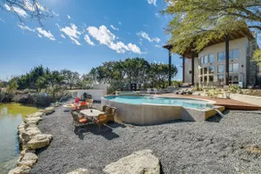 The Retreat at Crystal Creek - 8 miles to Downtown - Image 3