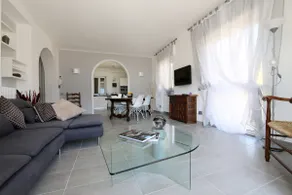 Caramello’s Bellagio, stunning lakeview apartment - Image 4