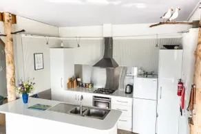 Larus Waterfront Cottage - Image 5