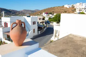 Chloe Studio with View, 5km from the Center - Image 3
