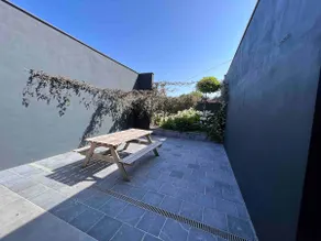 41 and 42: Accommodation for 24/27 people in a quiet area - Image 3