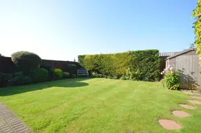 Lovekush Epsom Banstead Surrey. Views over London - Image 3
