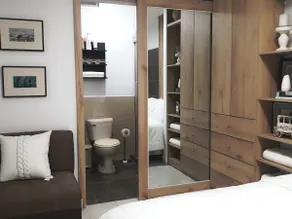suite with garage, independent - Image 5