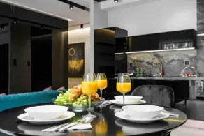 ZLOTA Luxury Apartments - Image 3