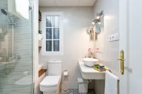 Uniko Home Sevilla - Alameda - Image 4