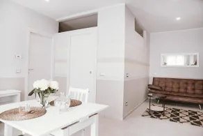 Silvia's court 4 - Image 3