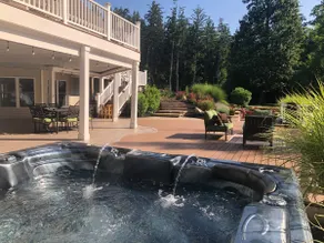 Spacious w/ lake access, hot tub, rec & movie room - Image 4
