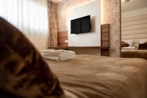 Diana Forville Market Elegant apartment - Image 3
