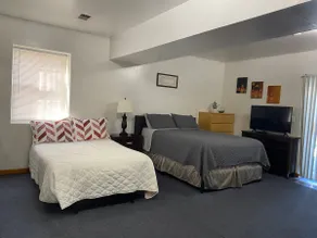 Cozy & Clean Studio Apartment near EWR/NYC - Image 2