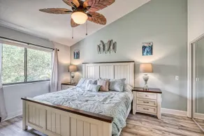 Newly Updated 2Bed/1Bath Condo - 3 Min to Beach! - Image 4