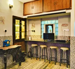 Tranquil Boutiqu Apartment by Calcutta Rustic - Image 4