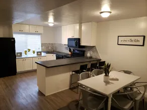 Upscale, clean, cute and fun basement apartment. - Image 2