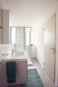 Apartment with small rooms in the countryside - Image 4