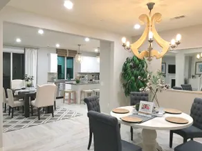 Spacious Home for Groups + Fast WiFi & King Beds - Image 4