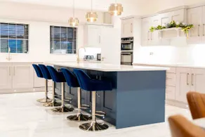 Newtown House - Image 3