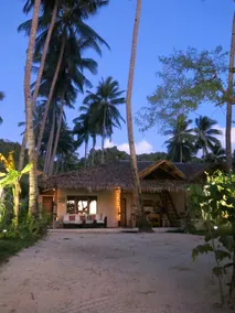 El Nido Beachfront Villa. - Image 5
